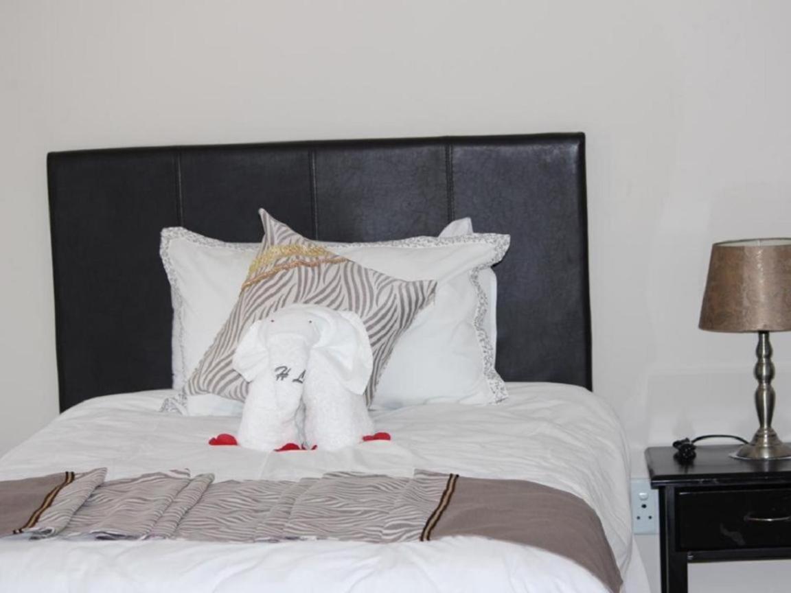 Juda Haus Lodge Katima Mulilo Eksteriør billede