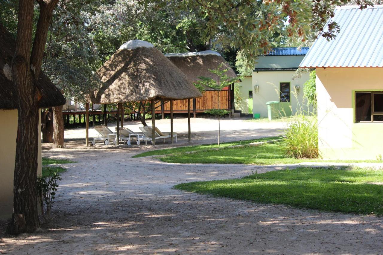 Juda Haus Lodge Katima Mulilo Eksteriør billede